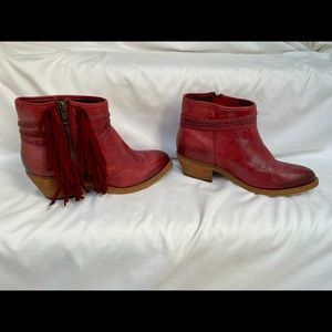 Circle G fringe Booties